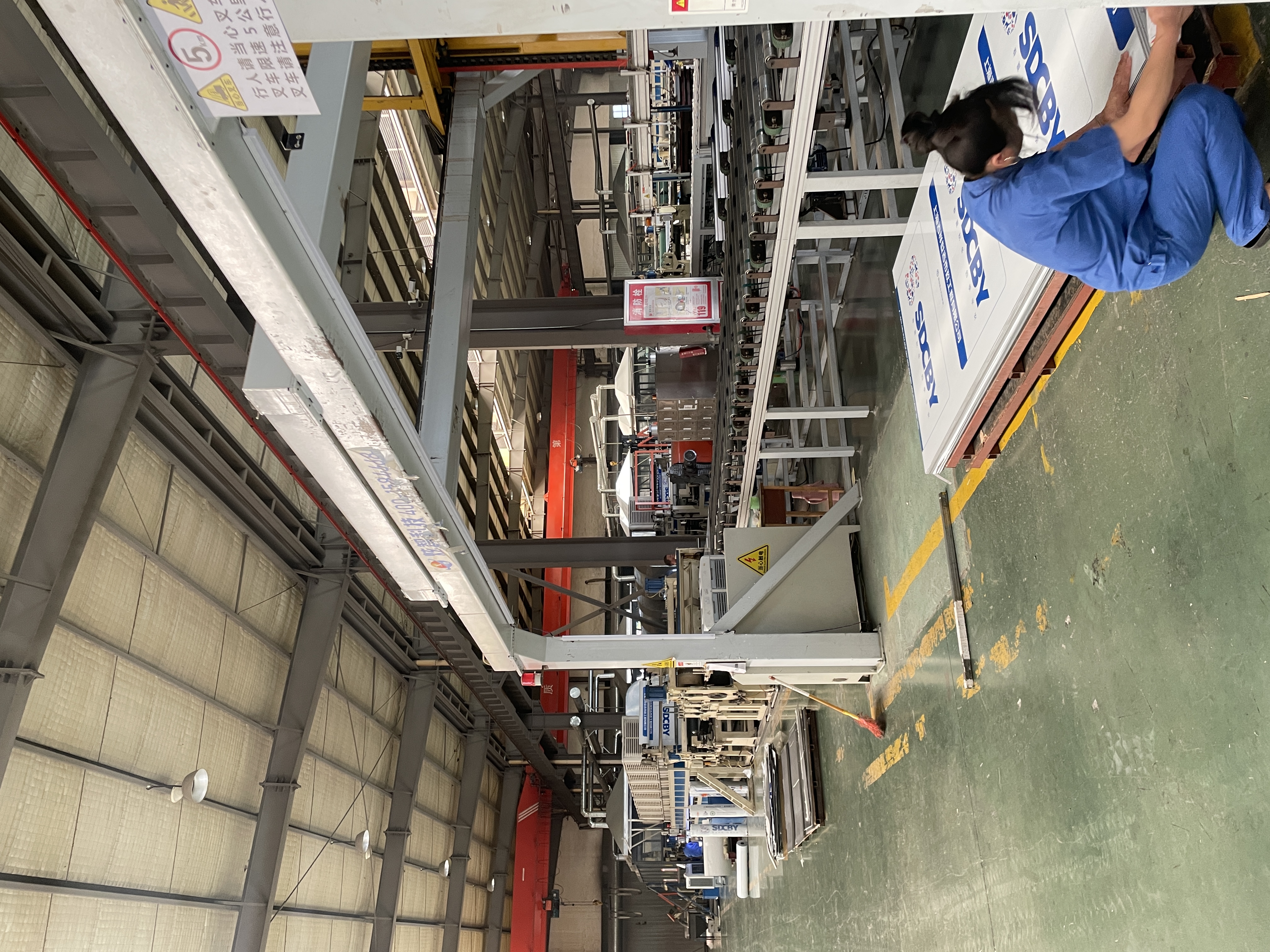 如何識破鋁塑板廠家是否在偷工減料